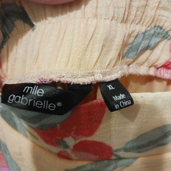 Mlle Gabrielle Floral Maxi Skirt Size XL - Picture 4 of 4